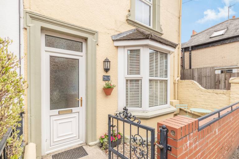 Cottage with garden | Beach view in Bridlington
