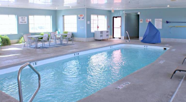 Holiday Inn Express & Suites Plainview by IHG — photo 4
