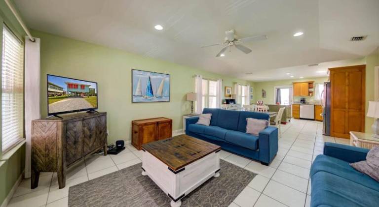 Wonderful vacation home with pool | Close to the beach | Pet-friendly — photo 2