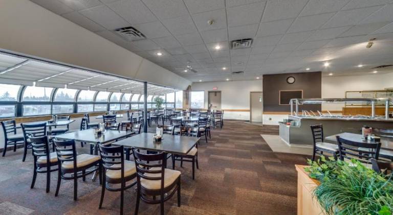 Heritage Inn Hotel & Convention Centre - Pincher Creek — photo 3