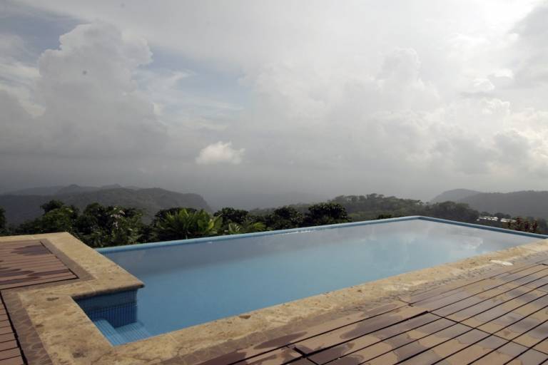 Lodge  Rancho Alegre