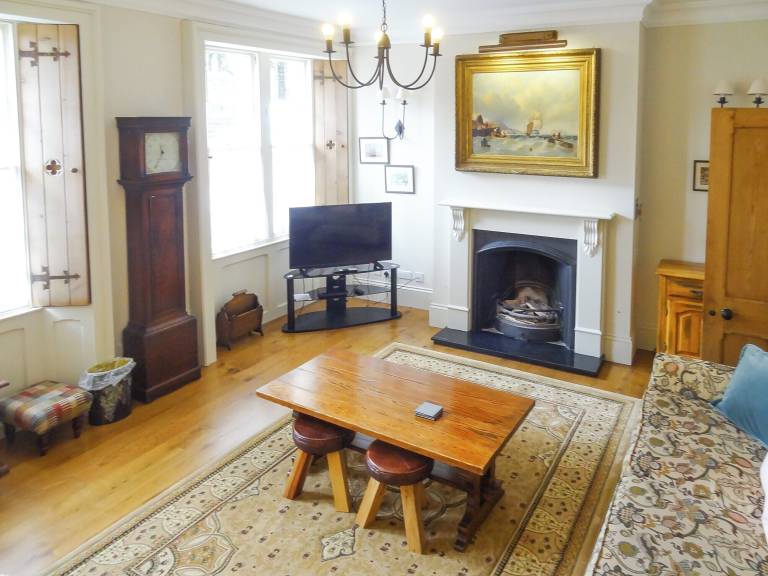 Cottage Pickering