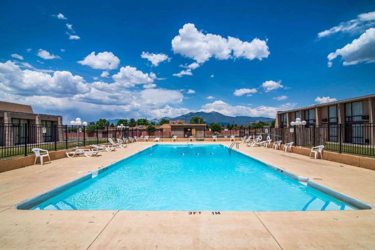 Quality Inn Taos — photo 2