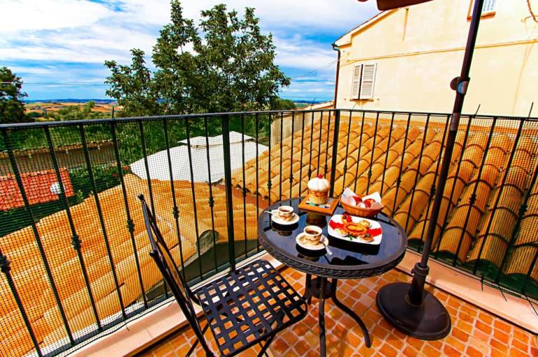 Bed & Breakfast  Saltara