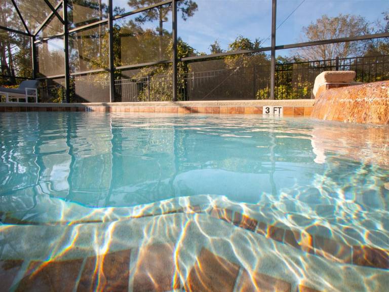 Children-friendly vacation home with yard, private pool & jacuzzi | Pets allowed — photo 2