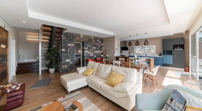 Beautiful villa with pool | Pet-friendly — photo 3