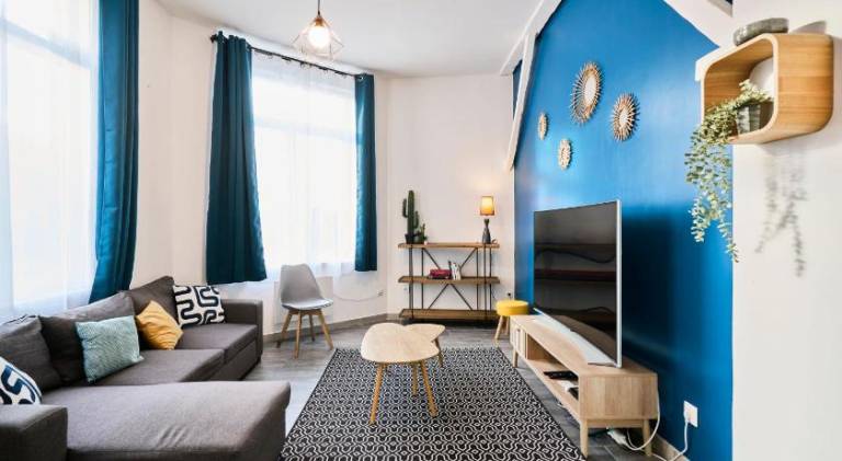 House with 5 rooms for 10 persons in Roubaix