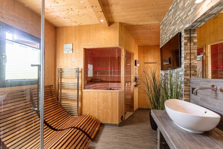 Fully equipped ample chalet with garden, terrace & barbecue | Mountain view | Next to the ski | Dogs allowed — photo 5