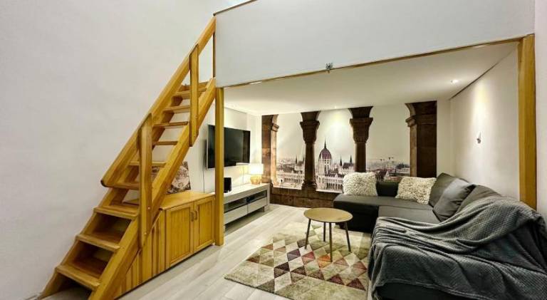 Wonderful holiday apartment | Near Dohány Street Synagogue | Pet-friendly in Budapest