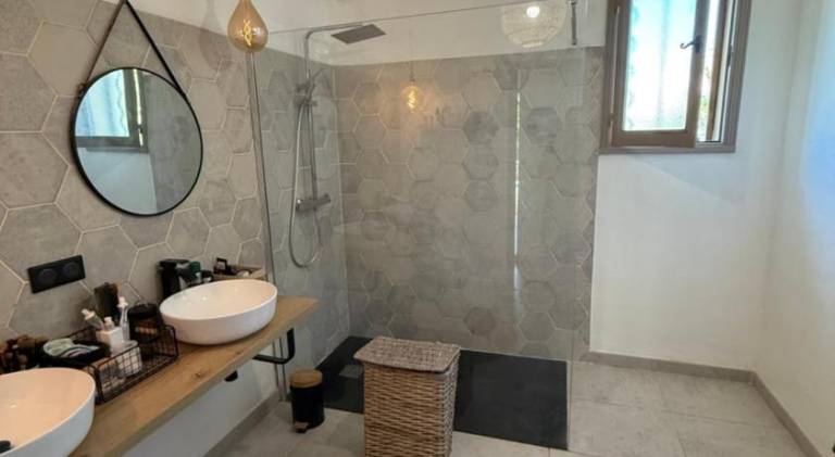 Villa with jacuzzi | Pets are welcome — photo 4