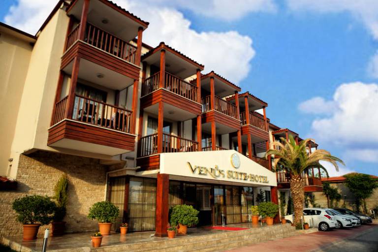 Venus Suite Hotel — photo 2
