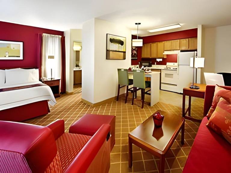 Residence Inn by Marriott Baton Rouge South — photo 2