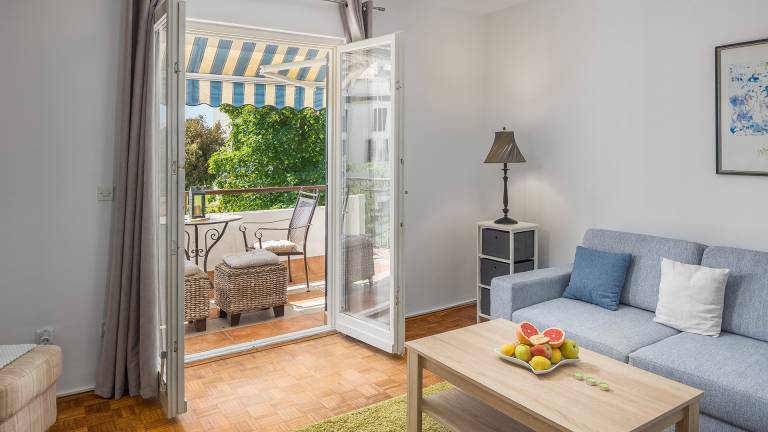 Fully equipped holiday apartment with patio | Pets are welcome — photo 2