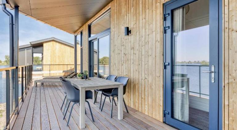 House with 2 rooms for 4 persons — photo 4