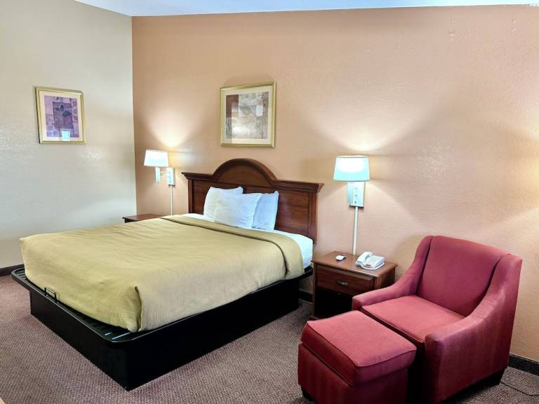 Motel  Owensville