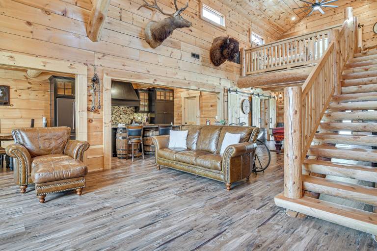 Cabin Hollister