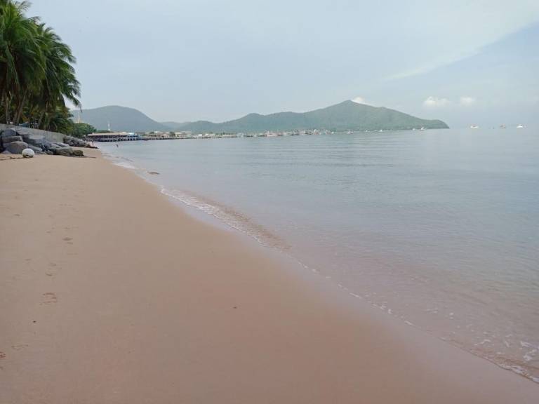 Baan Hai Bangsaray in Sattahip