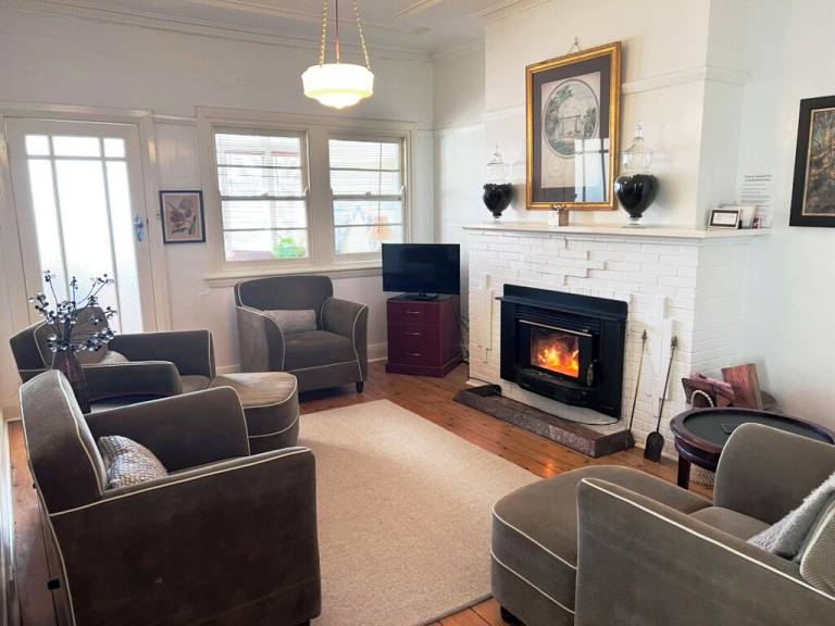 House Bathurst