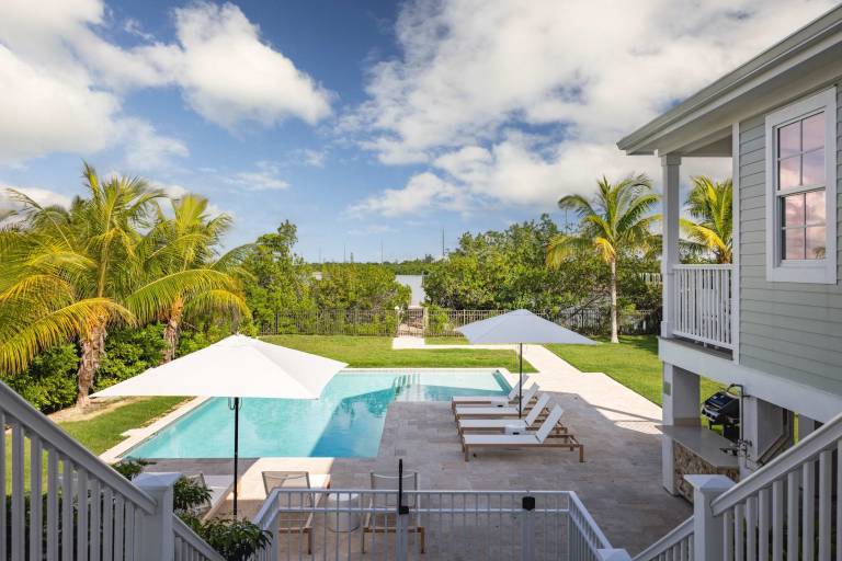 Mirador House by Brightwild Pool Dock — photo 2