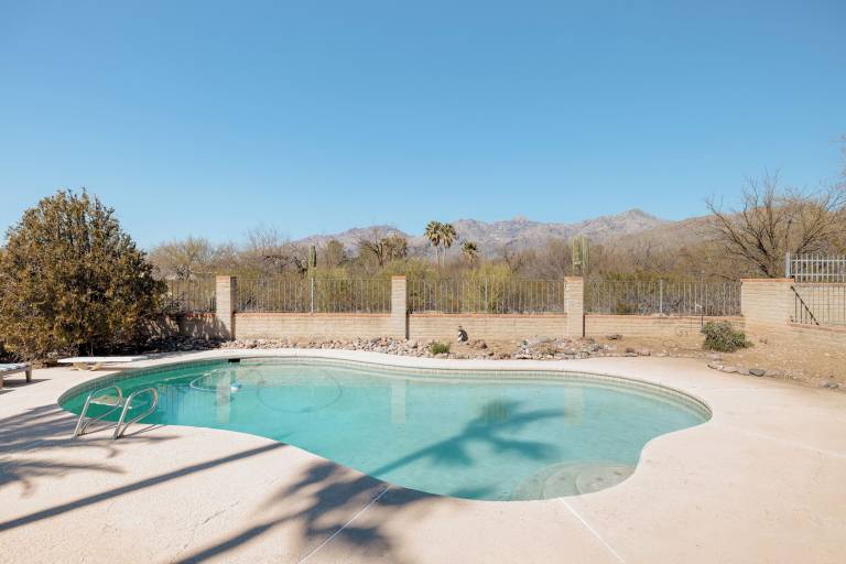 House Bear Canyon Hills