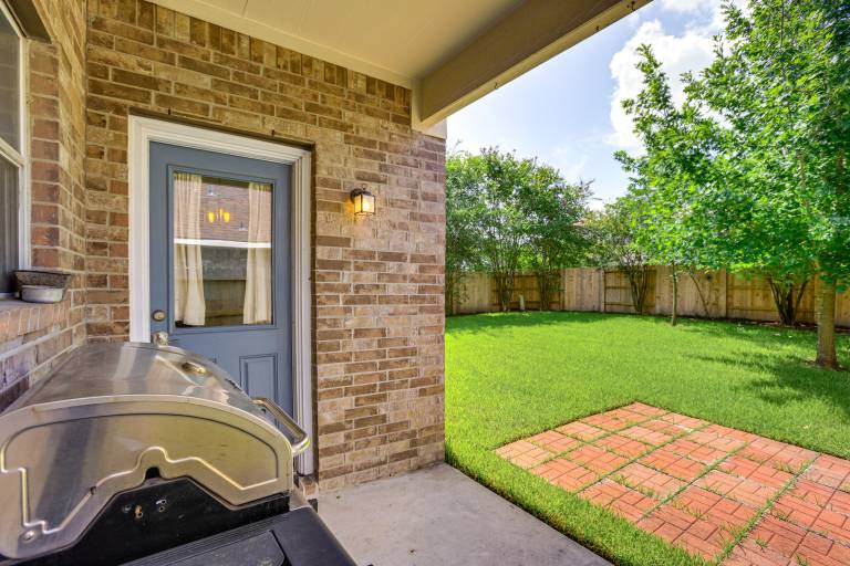 Fish & Hike: Pet-Friendly Humble Home w/ Yard — photo 2