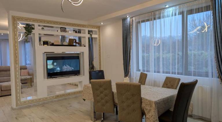 Wonderful lodge with BBQ, patio & jacuzzi | Pets allowed — photo 5