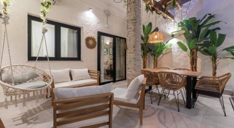 Fully equipped pleasant apartment with terrace, private pool & yard | Good for workation | Pets are welcome — photo 3