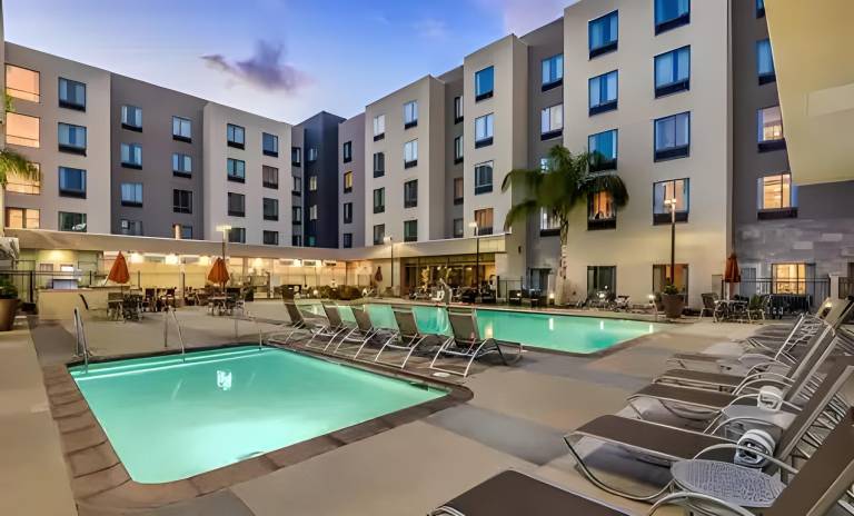 Resort Anaheim Resort