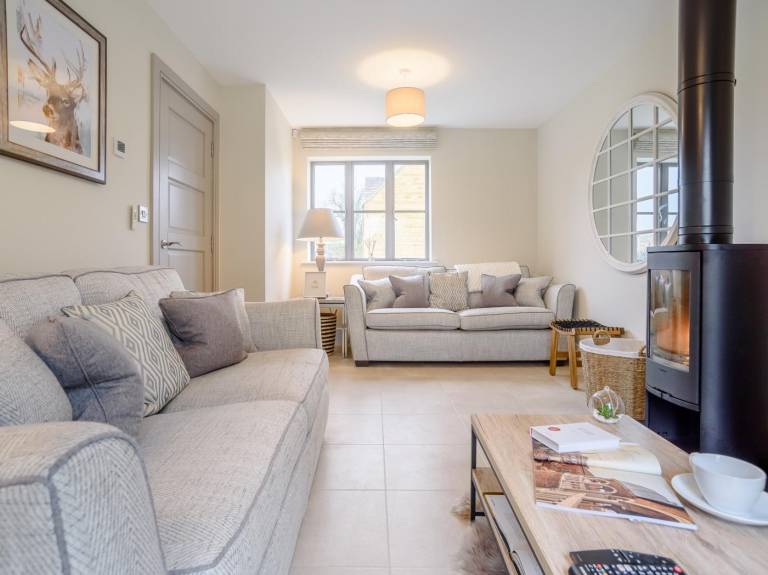 Fully equipped cottage with jacuzzi, yard & terrace | Pet-friendly — photo 2