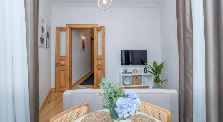 Rental apartment with 2 rooms for 4 persons — photo 3