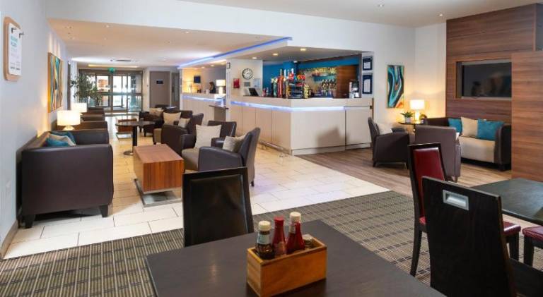 Holiday Inn Express Taunton East By IHG — photo 2