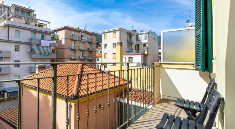 House with 2 rooms for 4 persons in Laigueglia