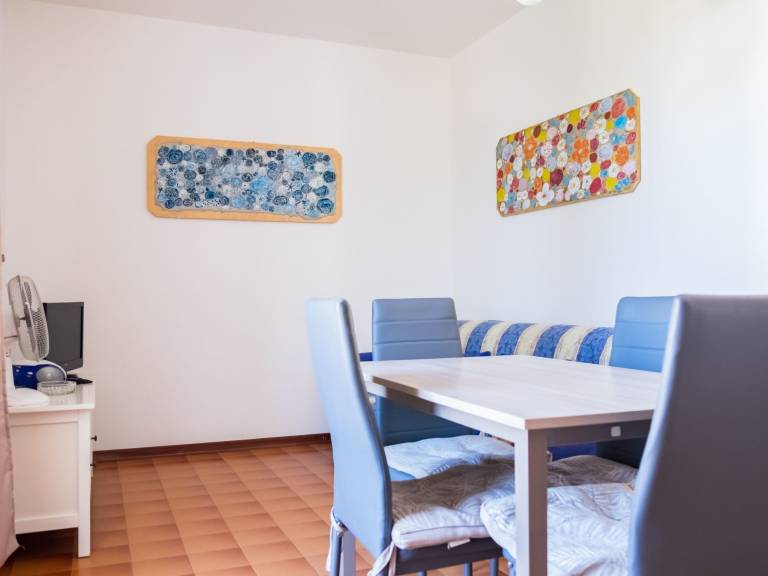 House with barbeque & garden — photo 4