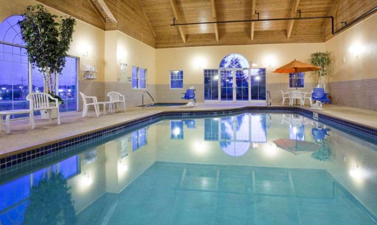 Quality Inn & Suites Stillwater — photo 2