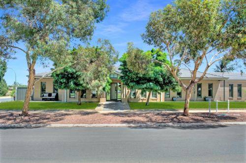House  Moama