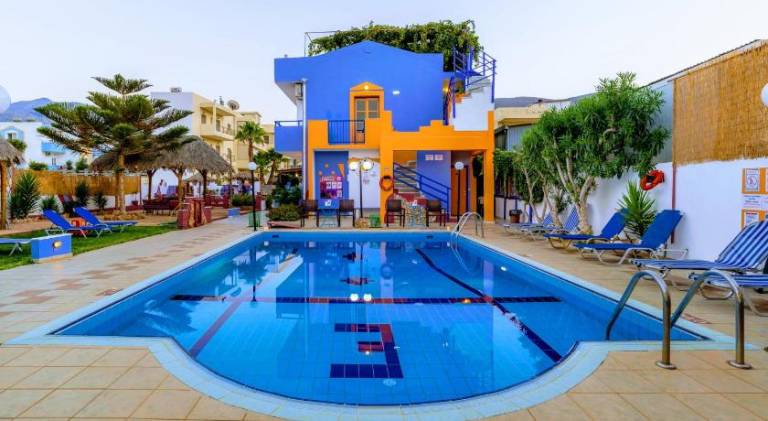 Eltina Apartments in Hersonissos