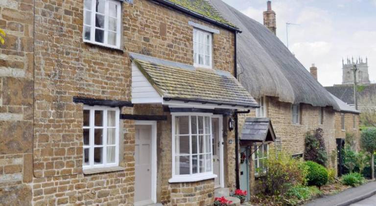 Lovely house | Pet-friendly in Hook