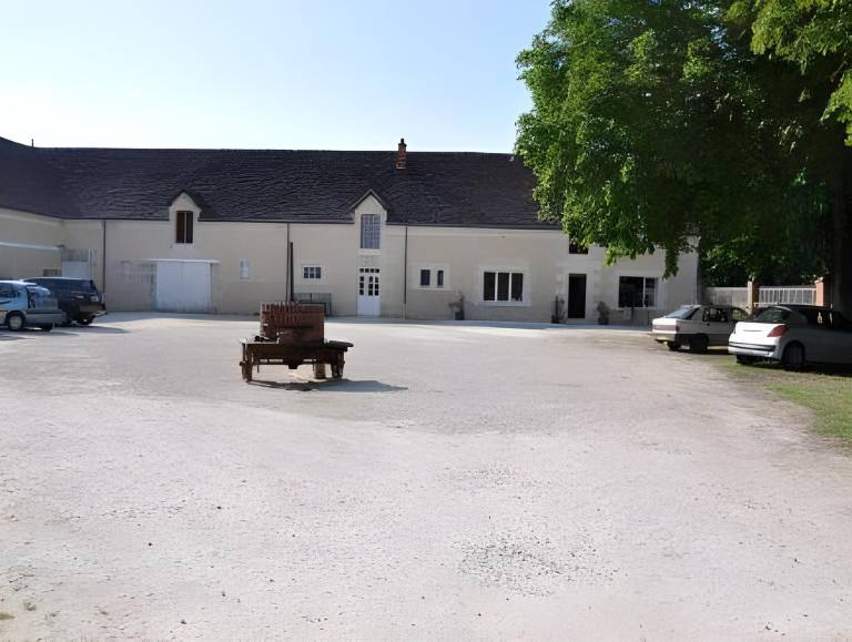 Les Pierres D'aurele Chambres d'Hotes in Loches