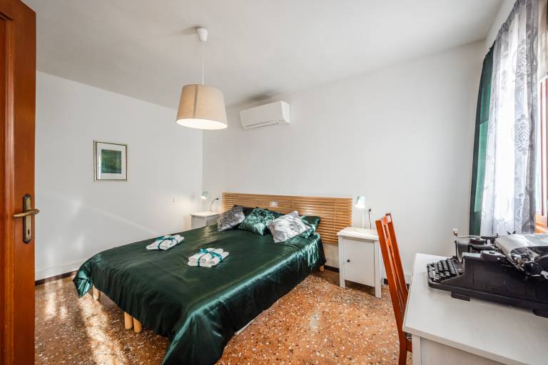 Holiday apartment | Close to Rialto Bridge | Panoramic view | Perfect for remote work — photo 4