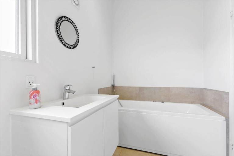 Fully equipped lovely vacation home with patio & barbecue | Sea view | Beach nearby | Pets allowed — photo 5