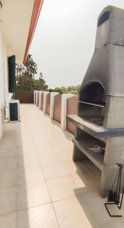 Family-friendly wonderful apartment with grill, yard & terrace | Sea view | Next to the beach | Pets allowed — photo 4