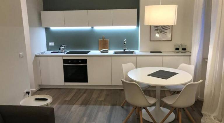 Rental apartment with 2 rooms for 4 persons in Comano Terme