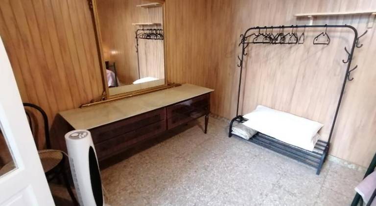 House with 2 rooms for 5 persons — photo 2