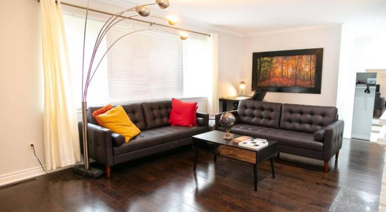 Vacation home with patio, BBQ & garden — photo 2