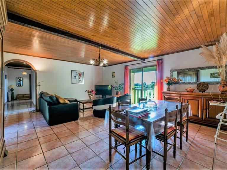 Fully equipped charming vacation home with private pool, garden & terrace | Pets allowed — photo 5