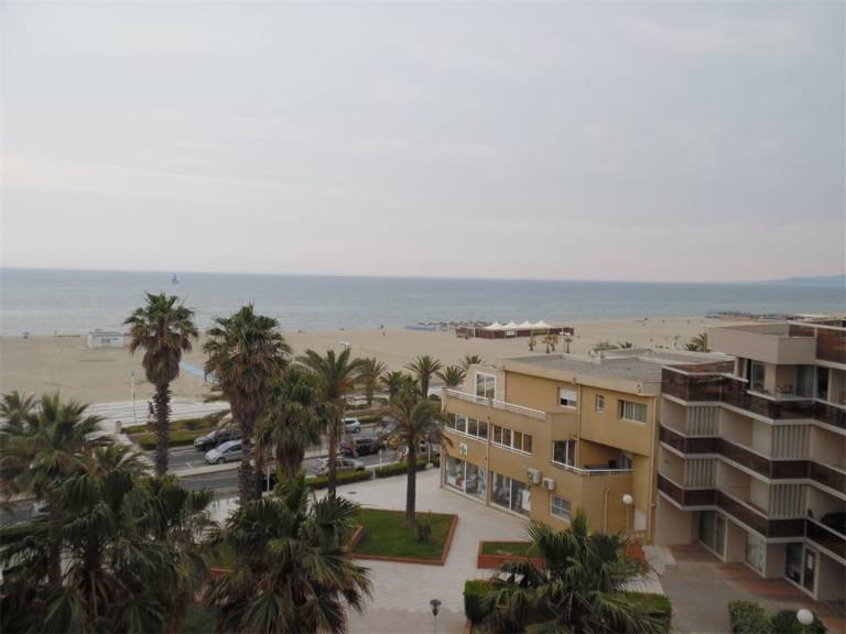 Holiday apartment | Close to the beach | Pets are welcome in Canet-en-Roussillon