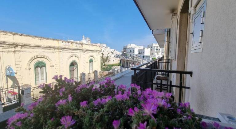 Apartment with 2 rooms for 5 persons in Polignano a Mare