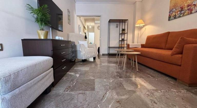 Apartment with 1 room for 4 persons — photo 2