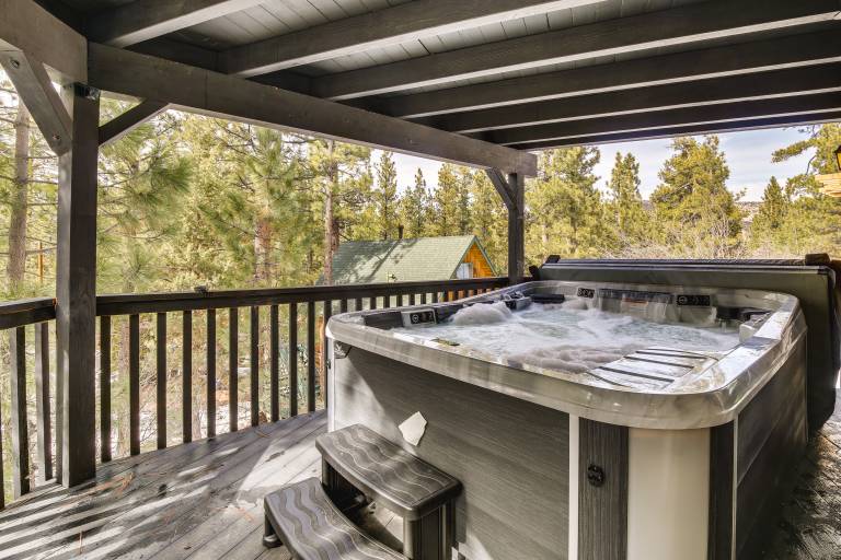 Serene Big Bear Retreat w/ Hot Tub + Game Room! — photo 3