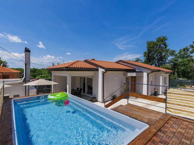 Ferienhaus in Štrmac für max. 6 Personen, Ferienhaus in Štrmac für max. 6 Personen,